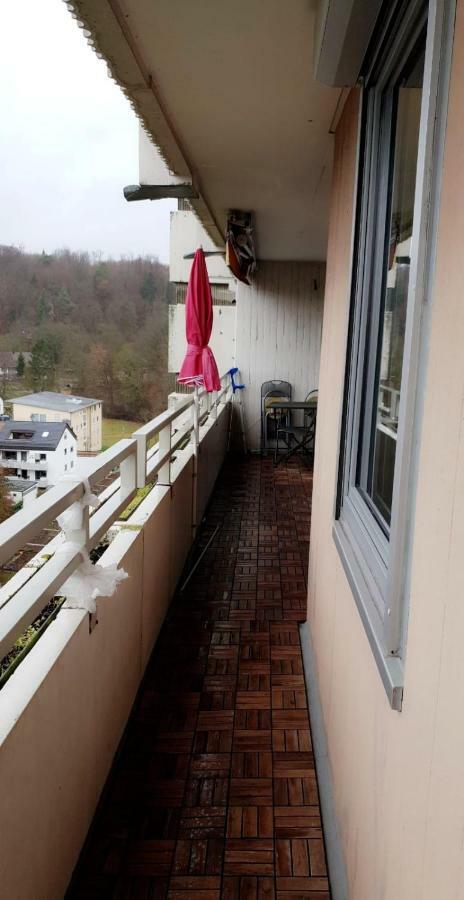 Sehr Schoene Drei Zimmer Deluex Wohnung In Sindelfingen Bagian luar foto