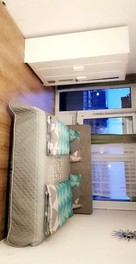 Sehr Schoene Drei Zimmer Deluex Wohnung In Sindelfingen Bagian luar foto
